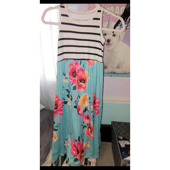 Girl's Clothing and Shoes Bundle- size 8 clothing- shoes size 3 youth - Picture 2 of 9